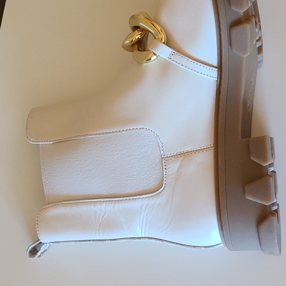 Michael Kors Leather Chain Boots 9 - Picture 6 of 7